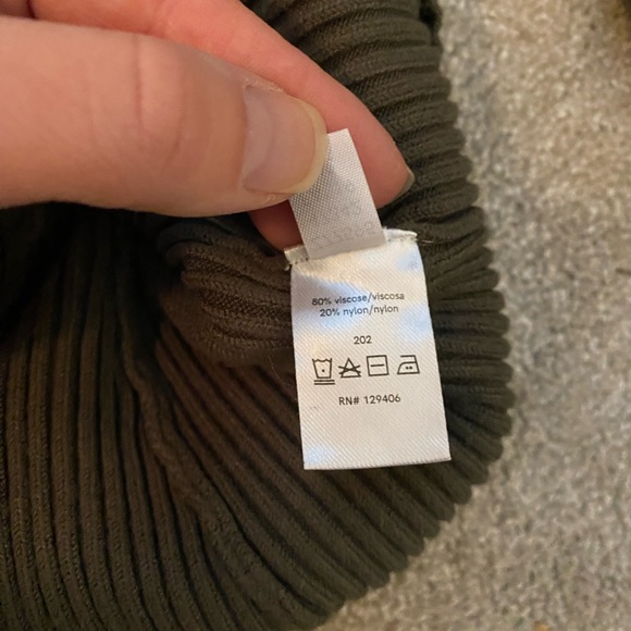 Fitted Sweater - Picture 3 of 3